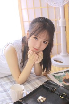 法国《酒店服务生》